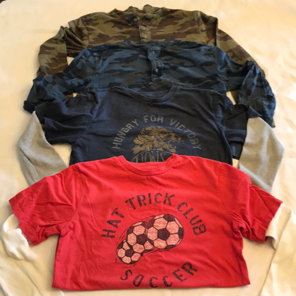 4 boys Gap long sleeve shirts